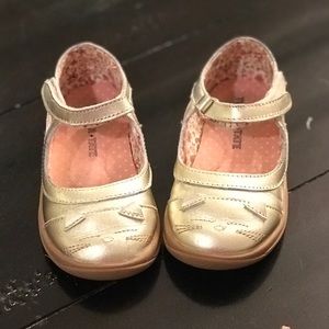 Tucker & Tate cat Mary Jane shoes